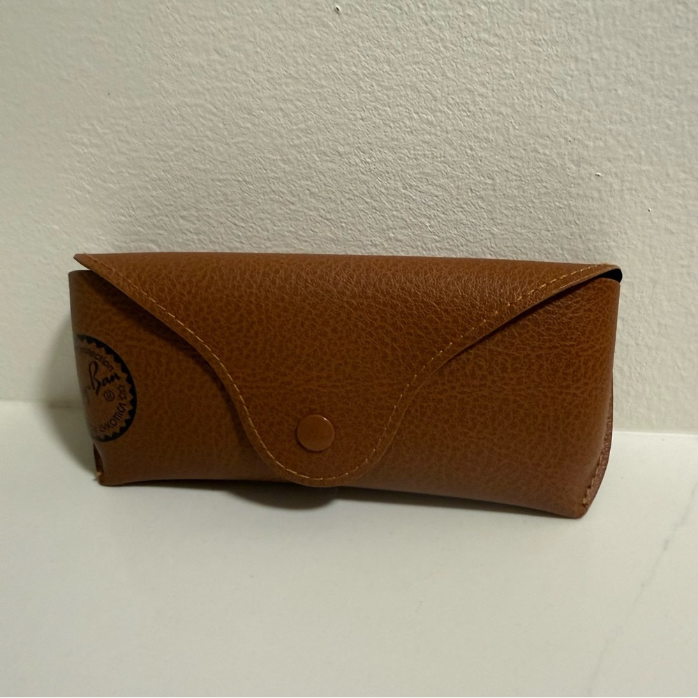 Ray-Ban Tan Case